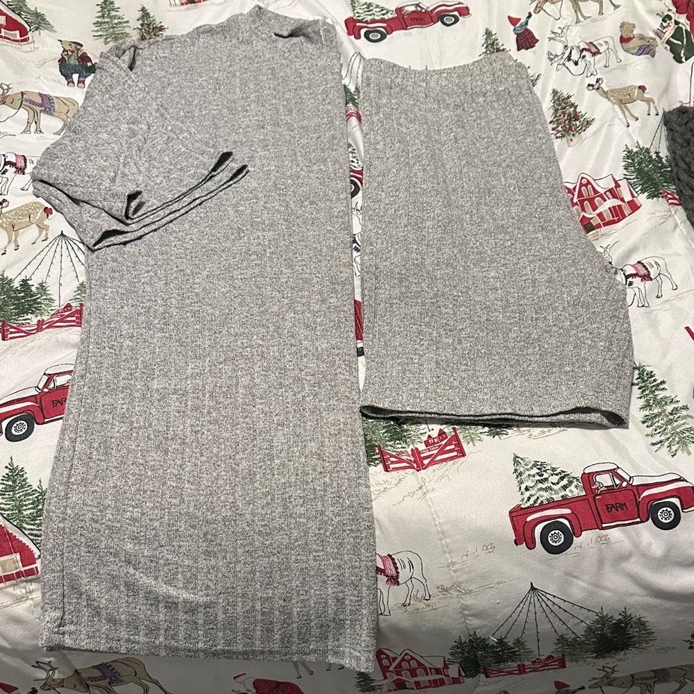 2 piece set